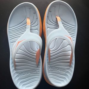 Hoka Sandal - size 8